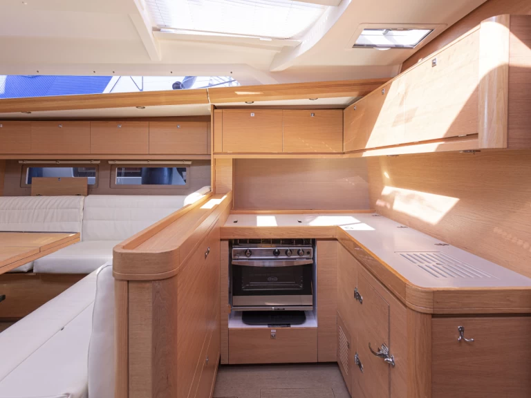 Velero para alquilar San Vincenzo al mejor precio