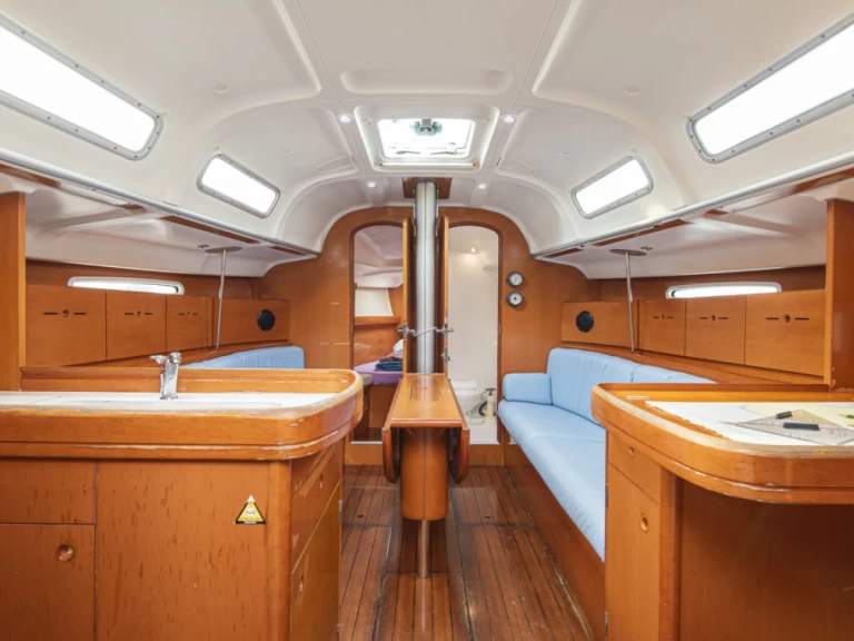 Bénéteau First 40.7 de alquiler a San Vincenzo