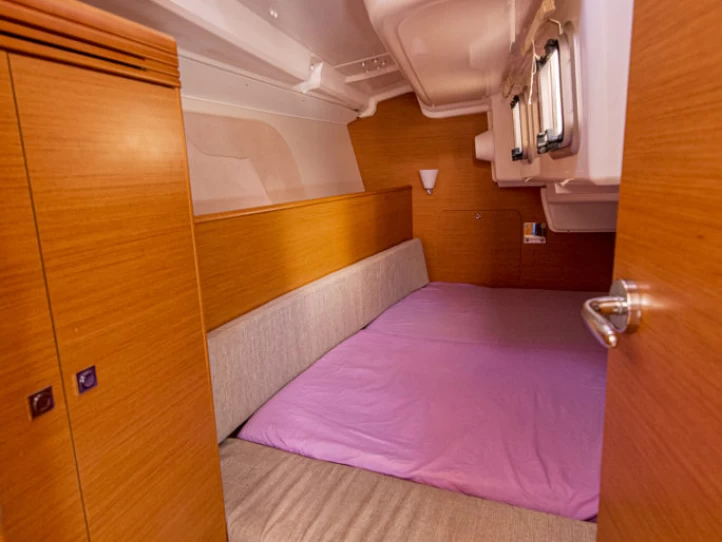 Alquiler de embarcaciones Jeanneau Sun Odyssey 33i enSan Vincenzo en Samboat