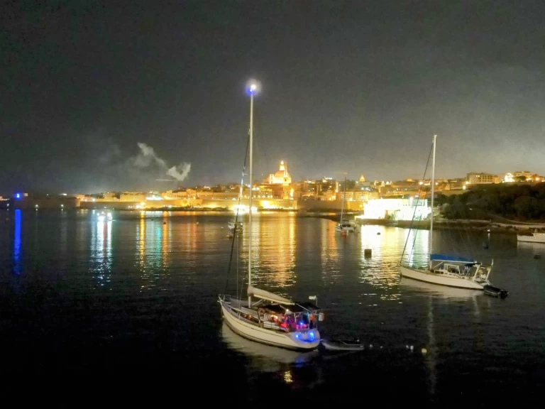 Alquiler de Bénéteau First 45 F5 en Sliema