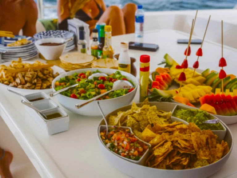 Lancha para alquilar Playa Flamingo al mejor precio