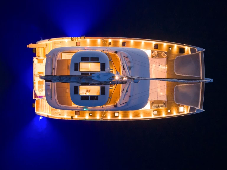 Alquiler de Catamarán, con o sin patrón Sunreef Šibenik