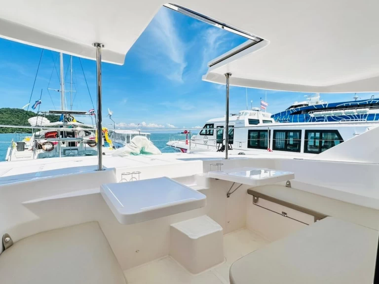 Alquiler de embarcaciones Leopard Leopard 51 Powercat enAo Chalong en Samboat