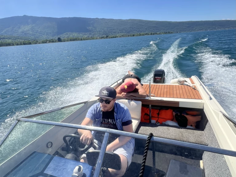 Alquiler de Savoie Marine Etoile Filante en Annecy