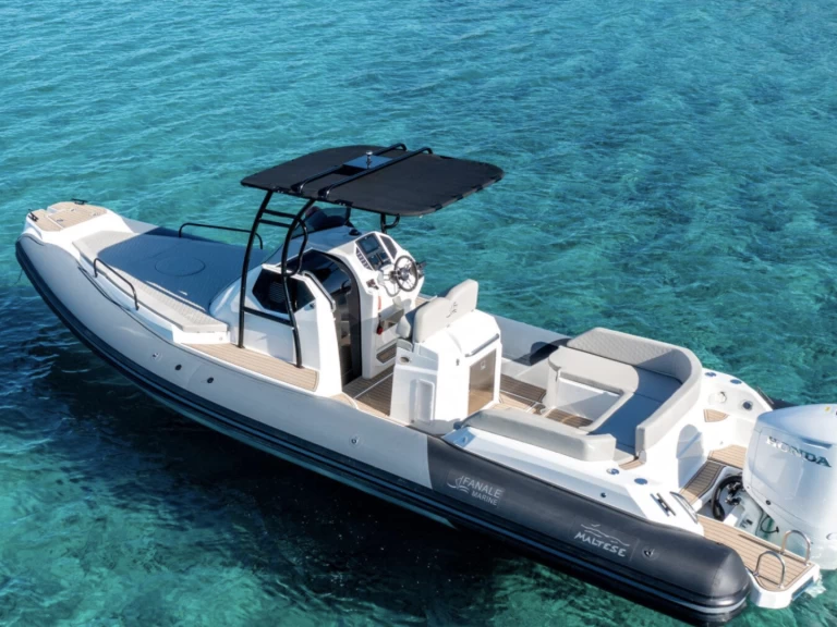 Alquiler de Neumática, con o sin patrón Fanale marine  Porto Pollo