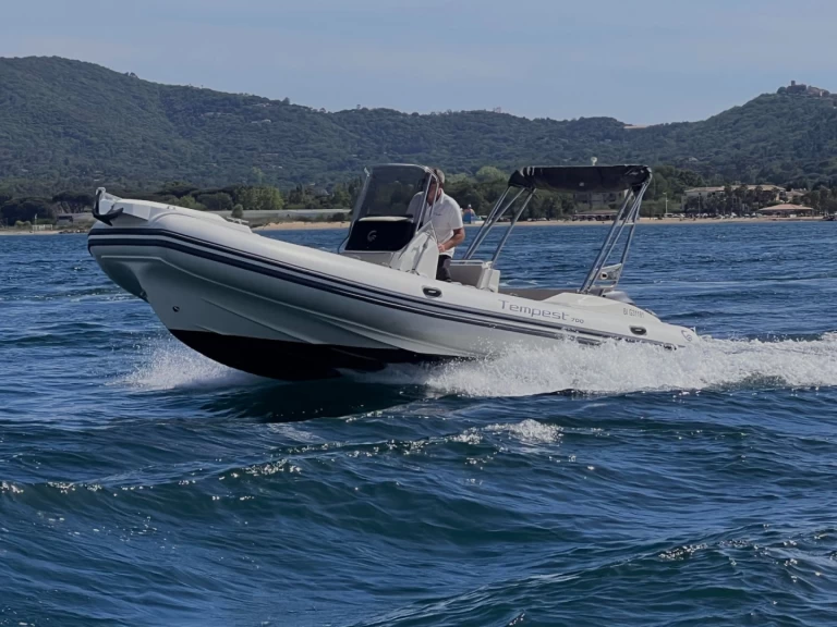 Alquiler Neumática en Port Grimaud - Capelli CAPELLI 700 TEMPEST OPEN