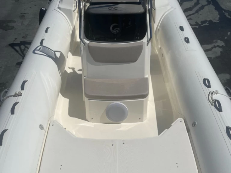 Alquiler de embarcaciones Capelli CAPELLI 700 TEMPEST OPEN enPort Grimaud en Samboat