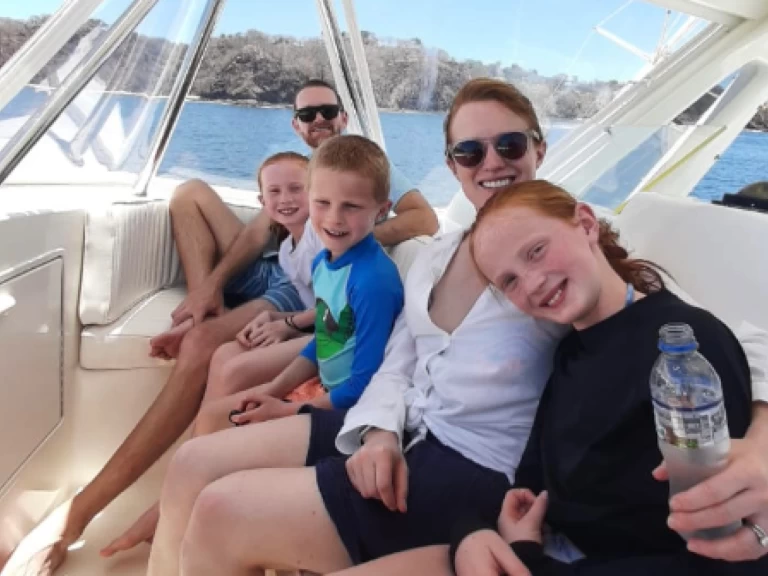 Ocean Yachts Super Sport de alquiler a Bahía Culebra