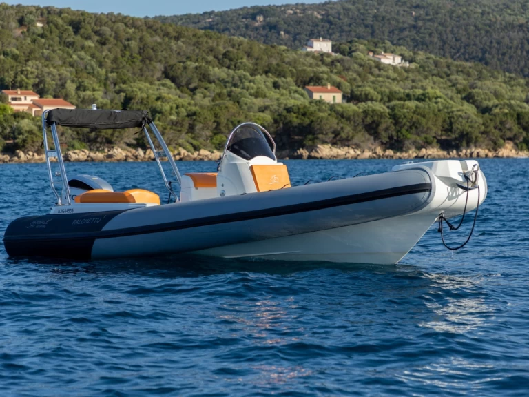 Alquiler de Fanale marine  FANALE 700 FALCHETTU en Porto Pollo