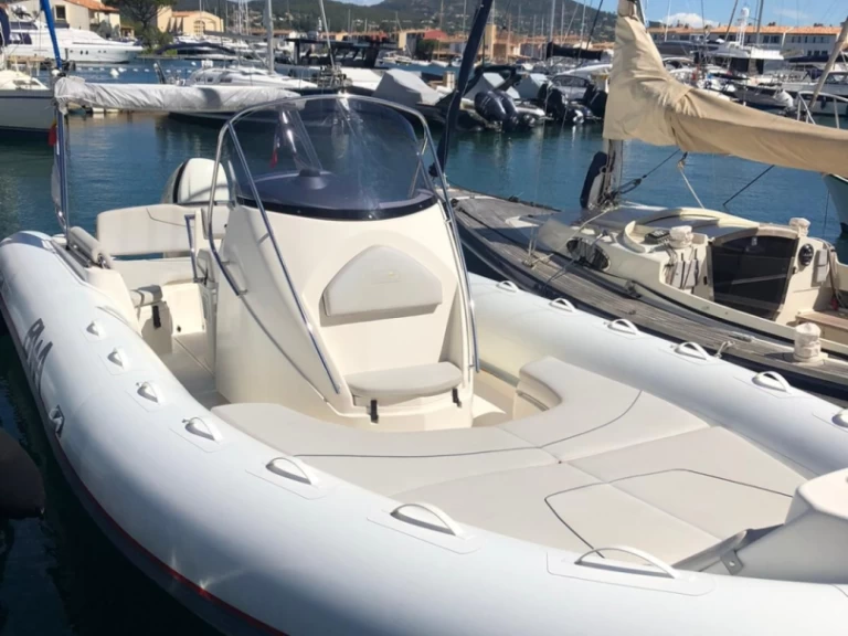 Alquiler Neumática en Port Grimaud - Bwa Sport 28 GTc