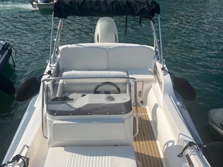 Alquiler de Neumática, con o sin patrón Zar Port Grimaud