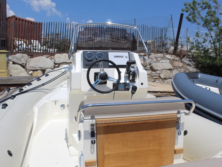 Neumática para alquilar Hyères al mejor precio