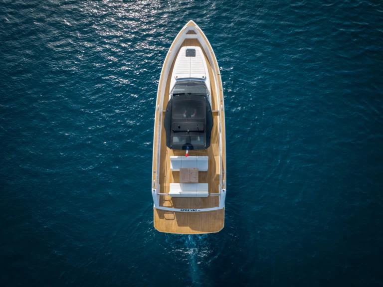 Pardo Yachts Pardo 38 de alquiler a Port Grimaud