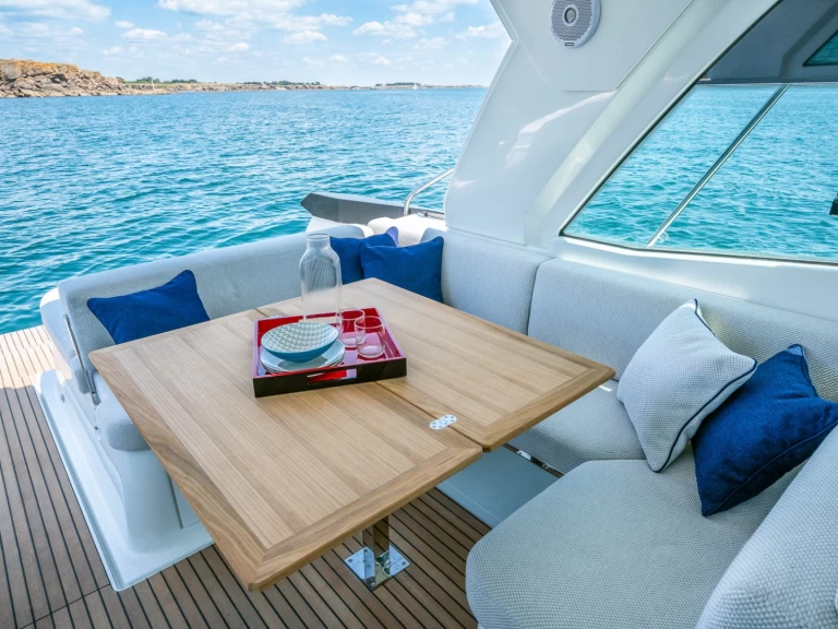 Alquiler de barcos Cogolin barato de Gran Turismo 36