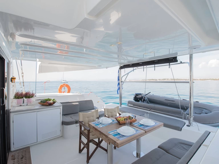 Alquiler de Lagoon Lagoon 50 en Cos