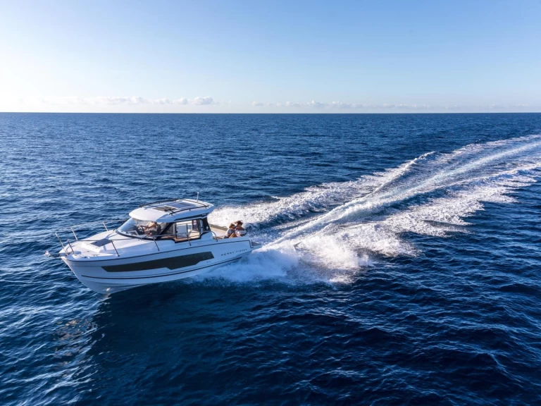 Alquiler de barcos Saint-Raphaël barato de Merry fisher 795 S2