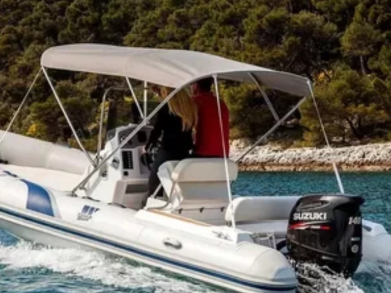 Alquiler Neumática Tiger con o sin  título de navegación