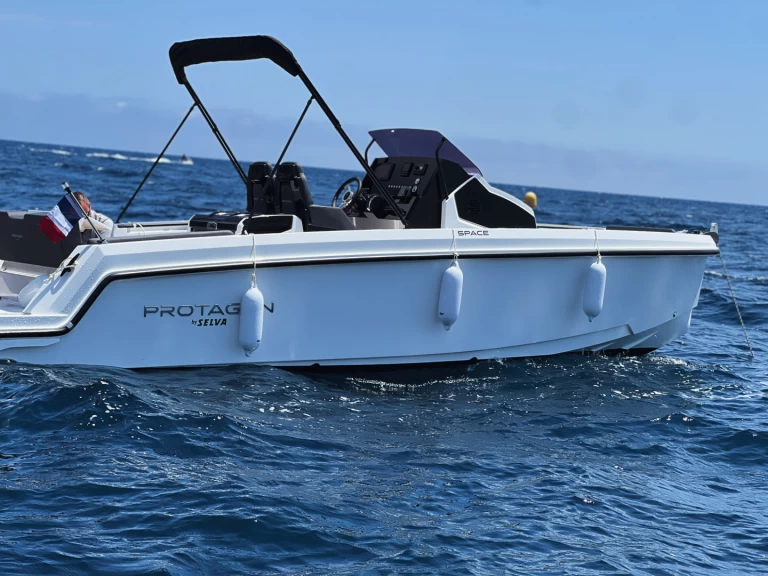 Alquiler Lancha Poseidon con o sin  título de navegación