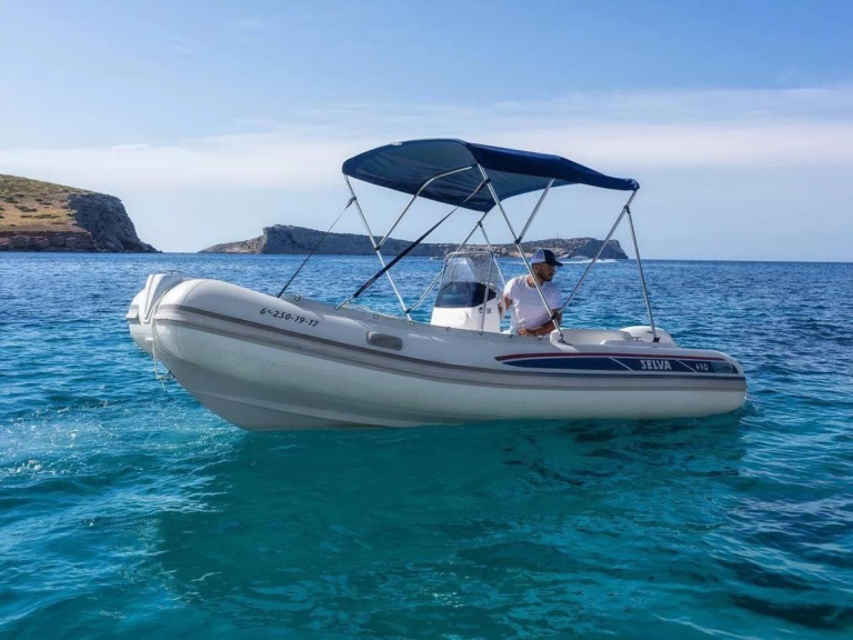 Alquiler de Selva 15 HP en Sant Antoni de Portmany