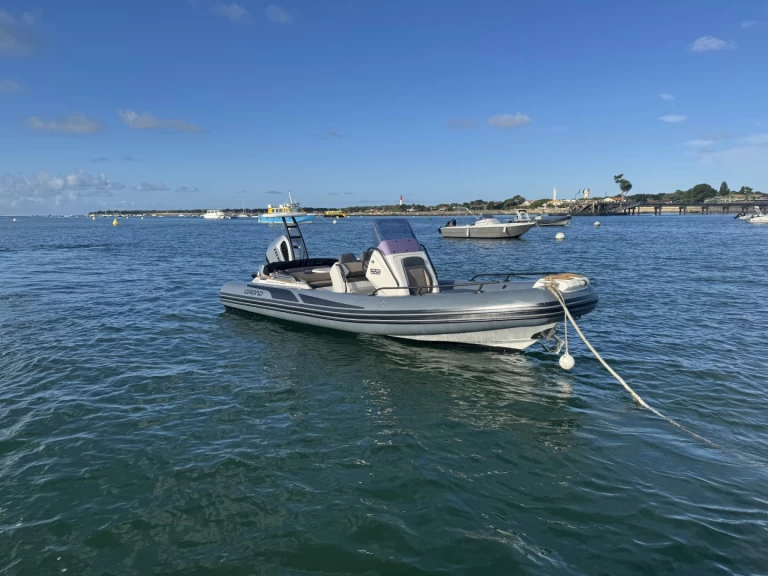 Alquiler Neumática en Bélisaire - Grand Boats G680