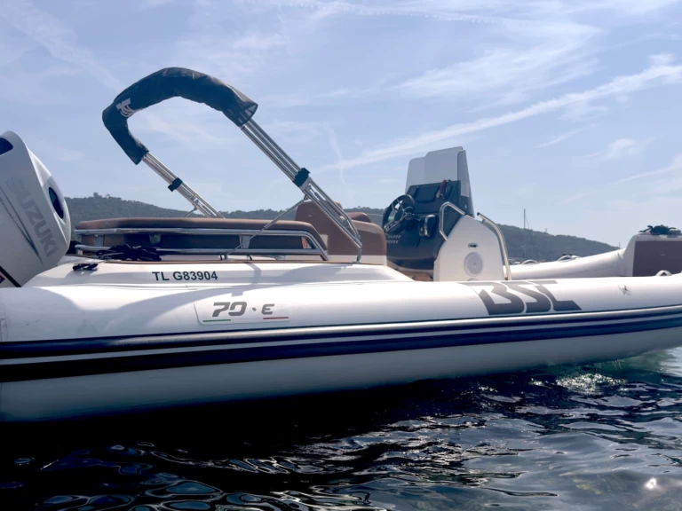 Alquiler de Bsc Bsc 70 élégance en Hyères