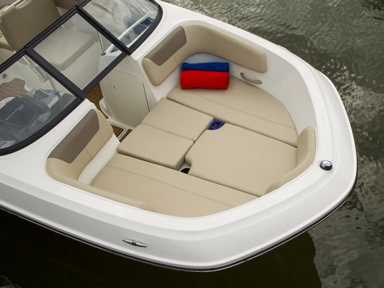 Bayliner VR6 OB de alquiler a Altea