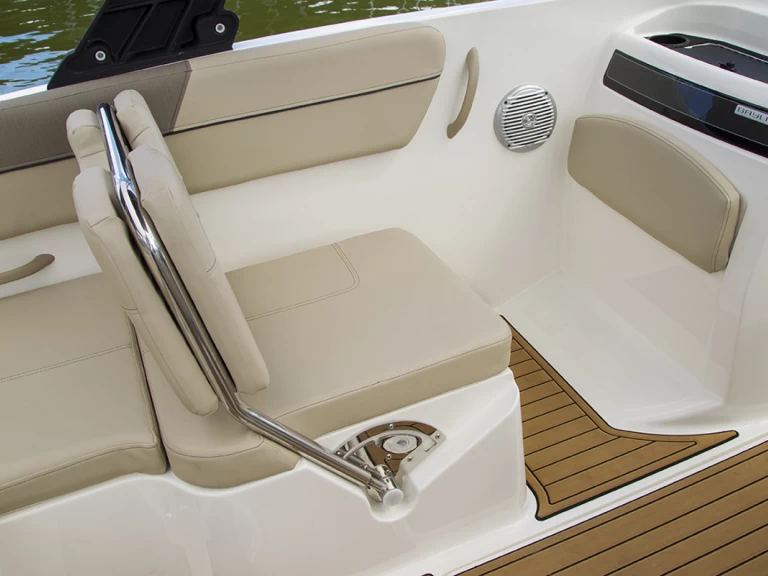 Alquiler de Bayliner VR6 OB en Altea