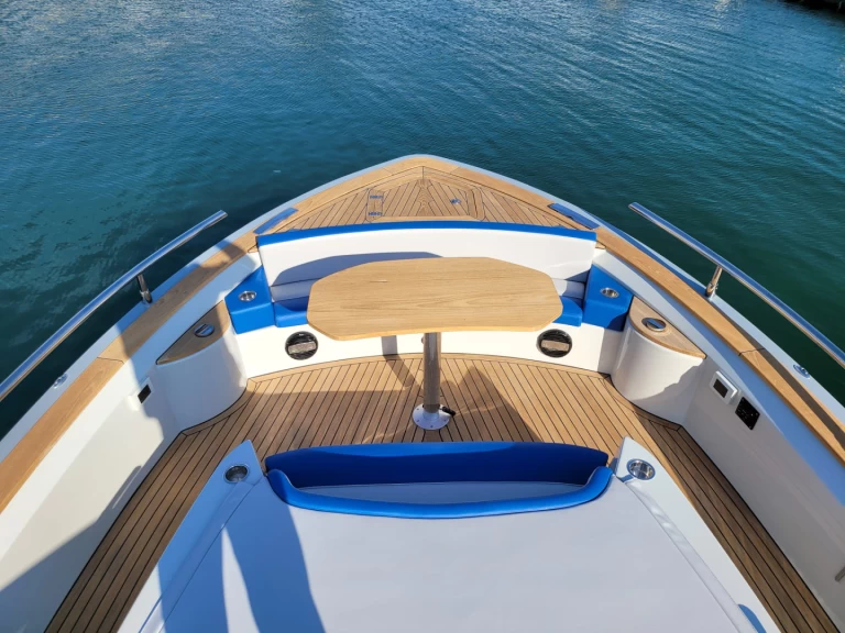 Lancha para alquilar Sorrento al mejor precio