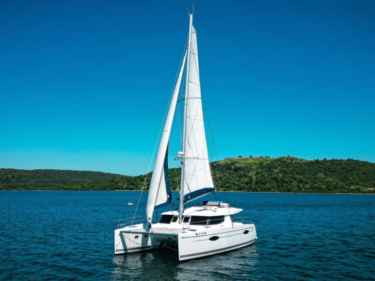 Alquiler de Lancha, con o sin patrón Fountaine Pajot Bahía Culebra