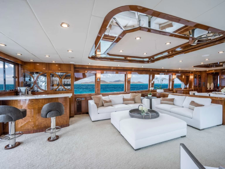 Hargrave LIMITLESS de alquiler a Nassau