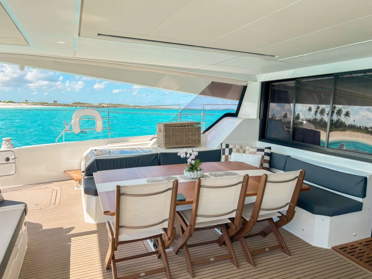 Alquiler de Yate de lujo, con o sin patrón Fountaine Pajot Nassau