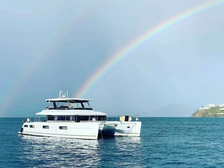 Alquiler de embarcaciones Lagoon CUTE LITTLE CAT enEl Pireo en Samboat