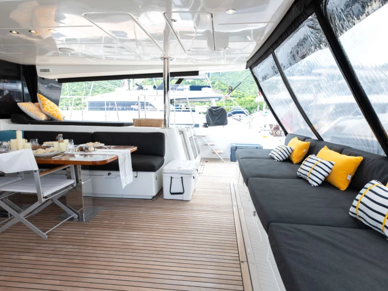 Yate de lujo para alquilar Islas Vírgenes Británicas al mejor precio