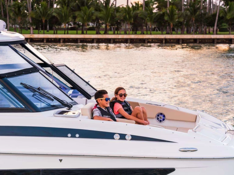 Alquiler de embarcaciones Aquila Selesticat enPort Fréjus en Samboat