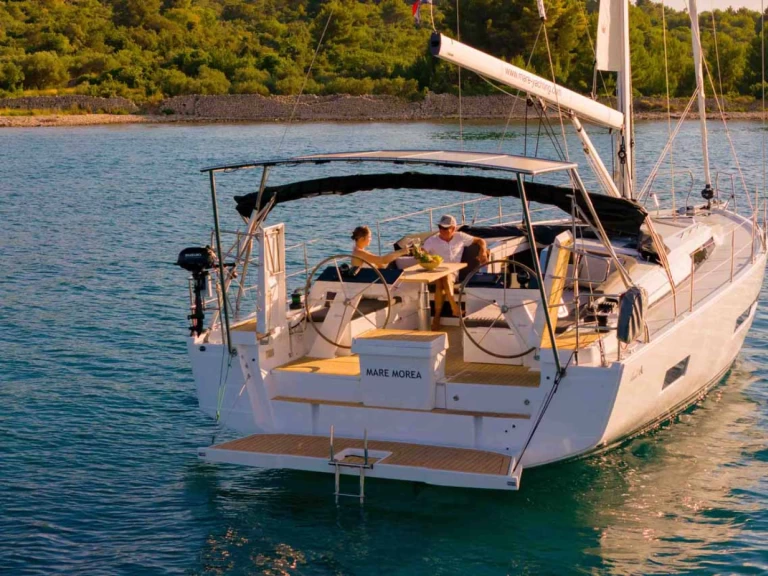 Alquiler de Velero, con o sin patrón Hanse Šibenik