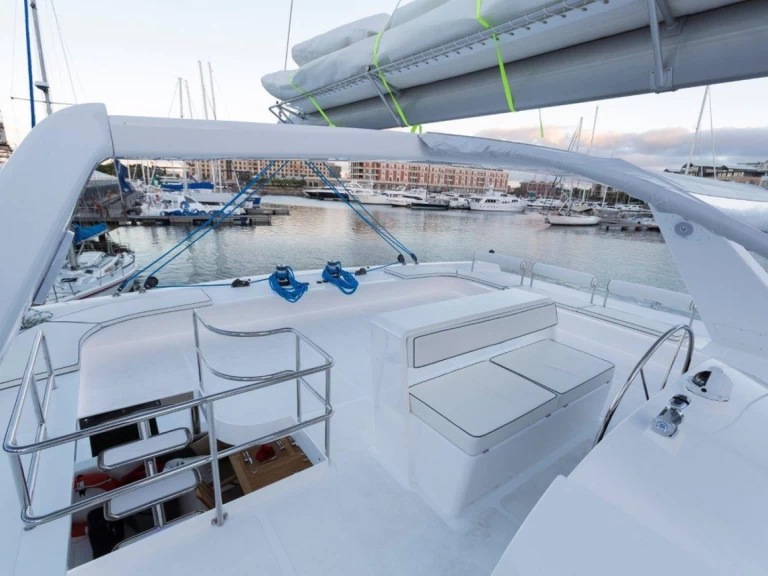 Alquiler Yate de lujo Matrix Yachts con o sin  título de navegación