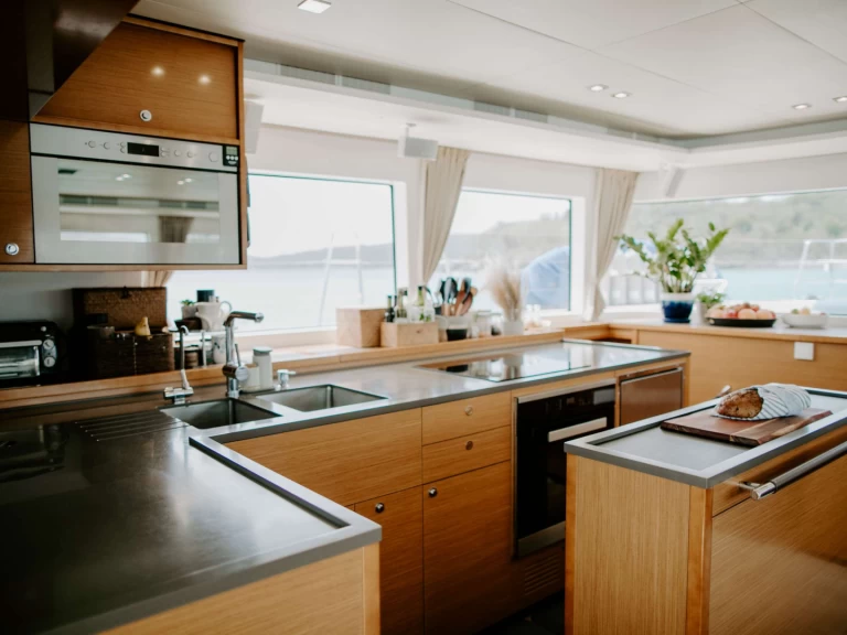 Alquiler de Yate de lujo, con o sin patrón Lagoon Islas Vírgenes Británicas