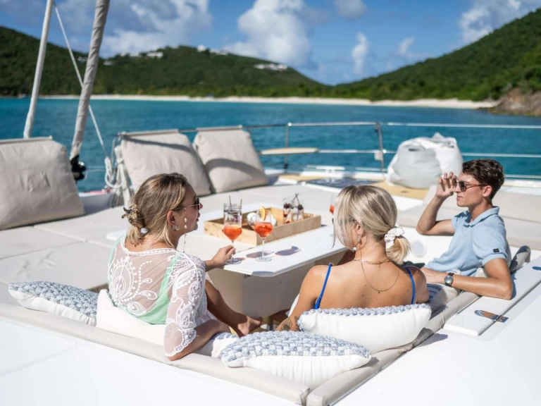 Alquiler de embarcaciones Bali LA VIE EST BELLE enIslas Vírgenes Británicas en Samboat