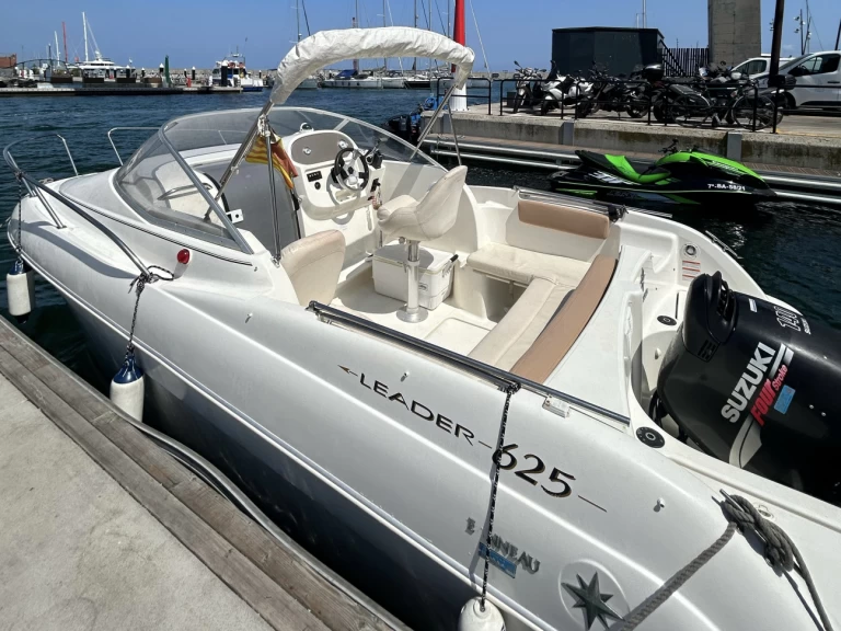 Lancha para alquilar Barcelona al mejor precio