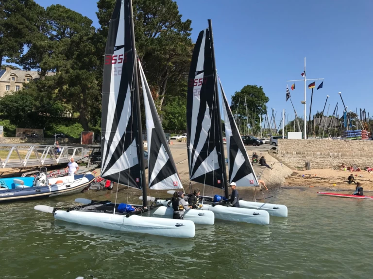 Alquiler de embarcaciones Dart DART 16 enArradon en Samboat