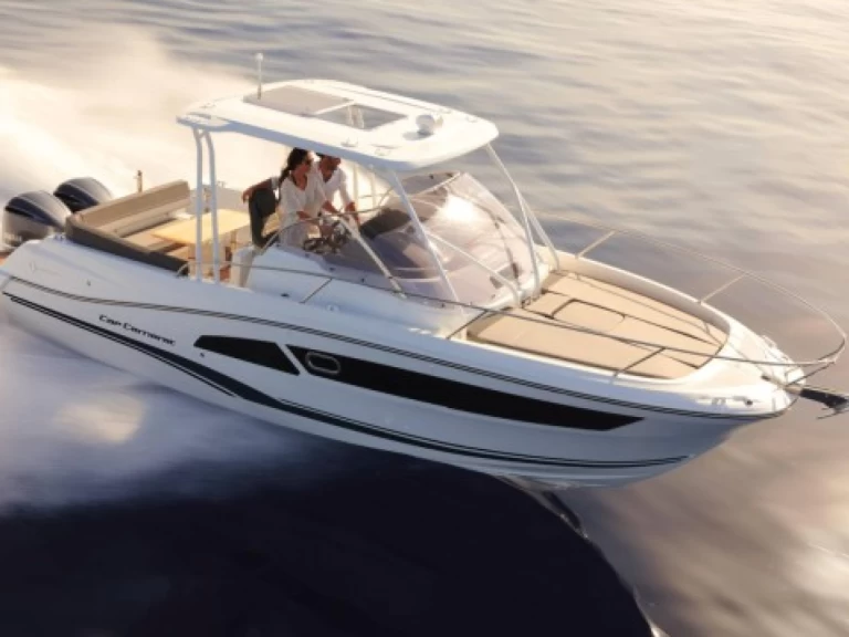 Alquiler de Jeanneau Cap Camarat 9.0 WA en Roses