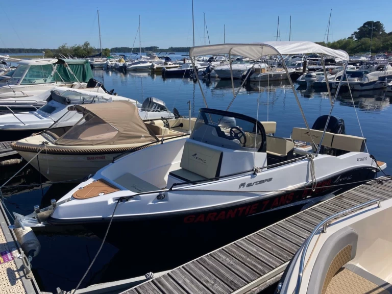 Nireus 53 Escape de alquiler a Sanguinet