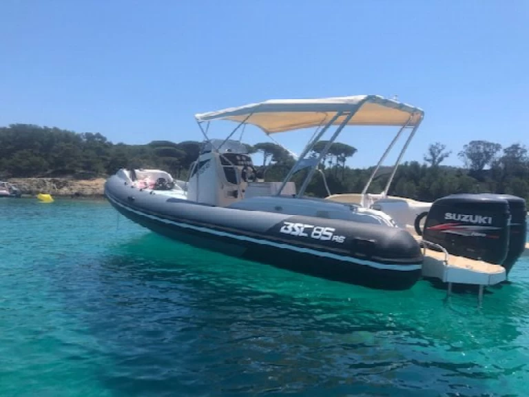 Alquiler de embarcaciones Bsc bsc85 enPort de Hyères (St Pierre) en Samboat