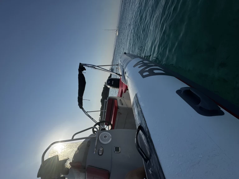 Alquiler Neumática Bwa con o sin  título de navegación