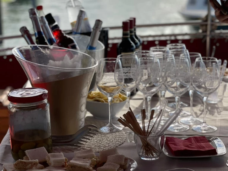 Lancha para alquilar Venecia al mejor precio