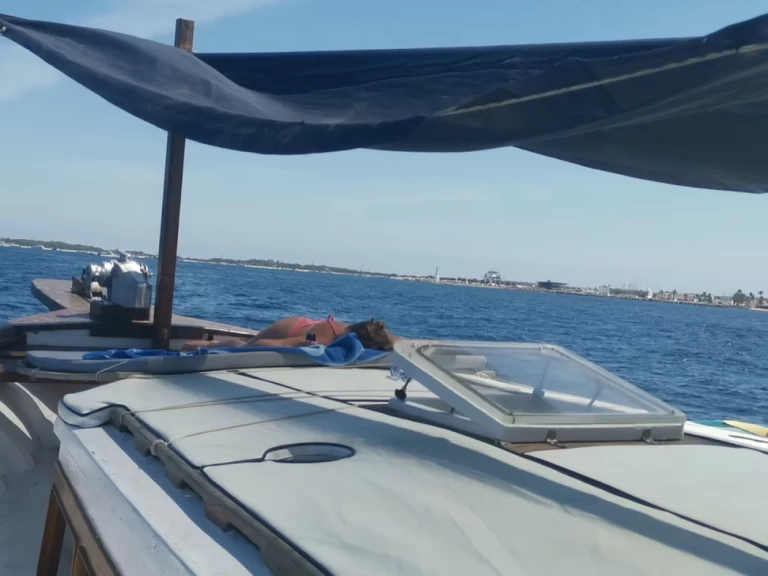 Alquiler de Madera Clásico Estilo Llaut en La Savina