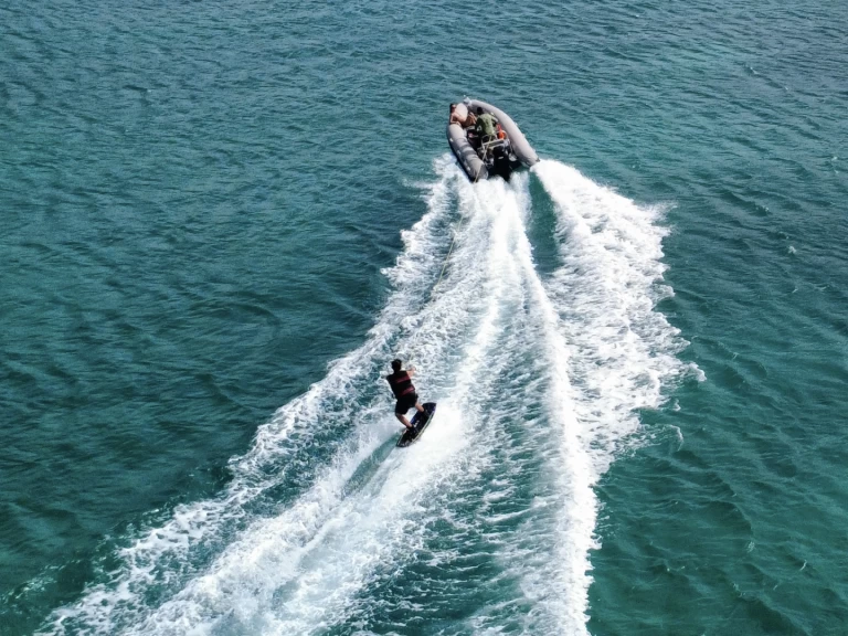 Alquiler San Martín - 3D Tender Lux 550 en SamBoat