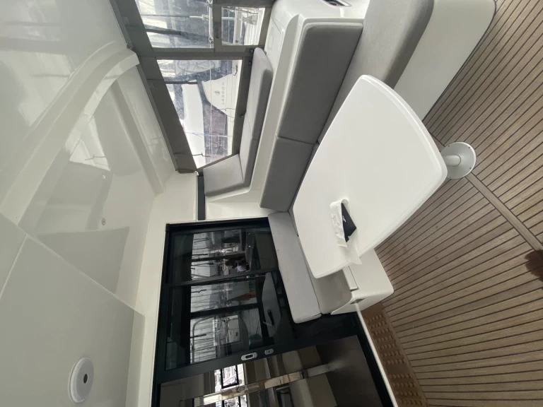 Catamarán para alquilar Trogir al mejor precio