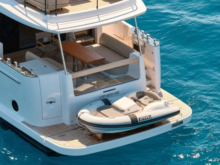 Azimut Azimut Magellano 60 de alquiler a Podstrana