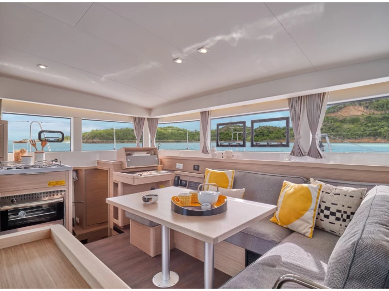 Lagoon Lagoon 40 de alquiler a Sant Antoni de Portmany